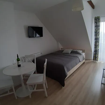 U Chudego Rum i privatbostad Rewal